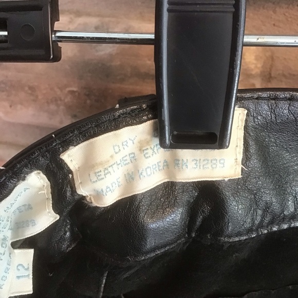 F.A.I. VINTAGE Woman’s Black High Waist Rise Leather Pants 12 - Picture 5 of 6